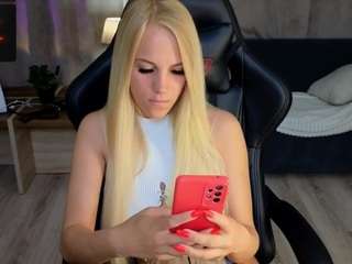 EmilySuon xxx nude on webcam – Live Sex Chat