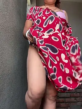 Ishikaranaa xxx nude stripping on webcam for live sex video chat