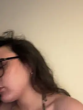 Its_Jade xxx nude stripping on webcam for live sex video chat