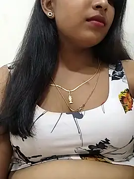 Maahhii_2 xxx nude stripping on webcam for live sex video chat