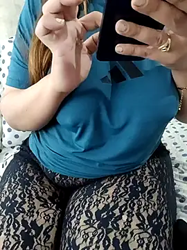 Saakoora xxx nude stripping on webcam for live sex video chat