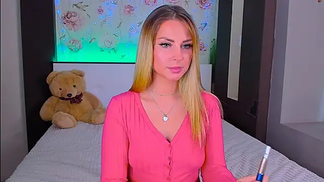 _UrLexxly xxx nude stripping on webcam for live sex video chat