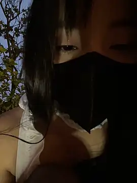 Xiao-Lin xxx nude stripping on webcam for live sex video chat