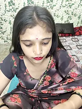 KISSING_QUEEN xxx nude stripping on webcam for live sex video chat