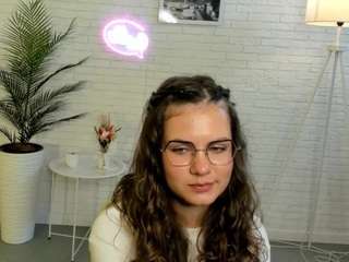 LynetDecoursey xxx nude on webcam – Live Sex Chat