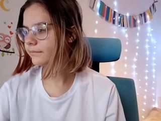 CarinaBatton xxx nude on webcam – Live Sex Chat