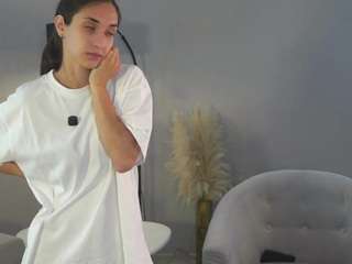 IsobelKitthikoune xxx nude on webcam – Live Sex Chat