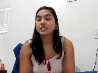 Kare Bear xxx nude on webcam – Live Sex Chat