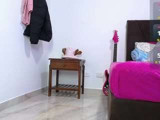 KimHendrickk xxx nude on webcam – Live Sex Chat