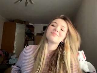 IsabellaNovak xxx nude on webcam – Live Sex Chat