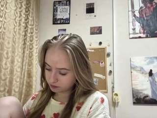 KarinaMeow xxx nude on webcam – Live Sex Chat