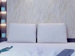 Sara Heed xxx nude on webcam – Live Sex Chat