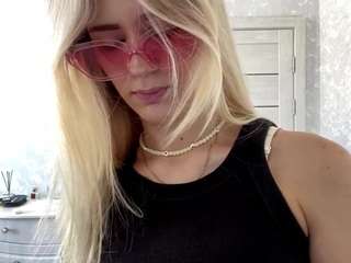 KatelinMuskelly xxx nude on webcam – Live Sex Chat